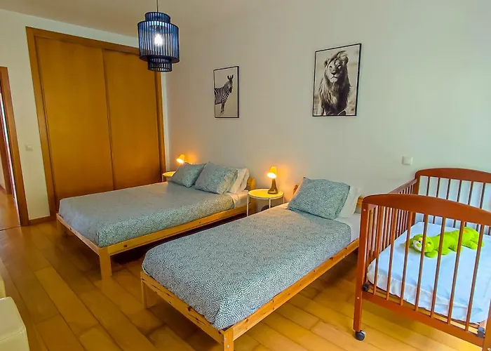 Al Vista Alegre Apartment